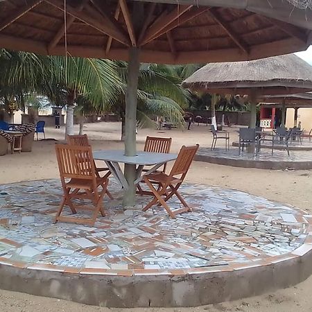 Travellers Beach Hotel Elmina Exterior photo